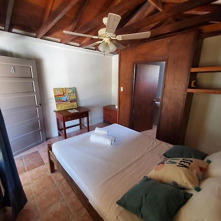 The Bounty Ξενοδοχείο Caye Caulker Εξωτερικό φωτογραφία