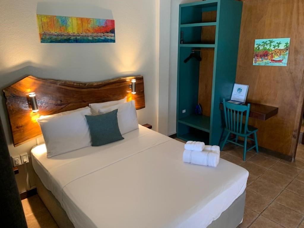 The Bounty Ξενοδοχείο Caye Caulker Εξωτερικό φωτογραφία