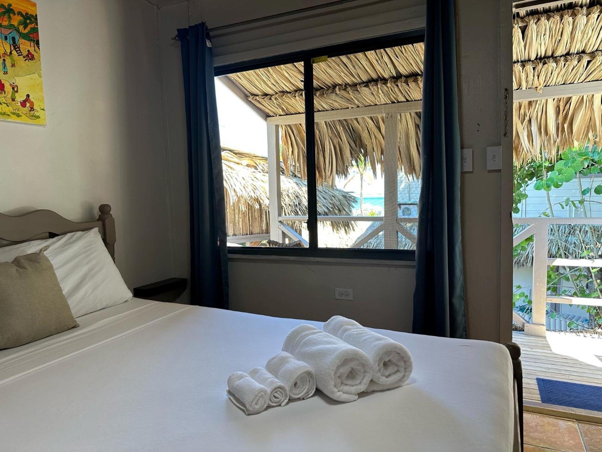 The Bounty Ξενοδοχείο Caye Caulker Εξωτερικό φωτογραφία