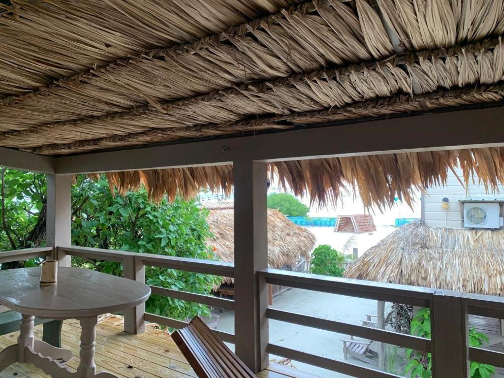 The Bounty Ξενοδοχείο Caye Caulker Εξωτερικό φωτογραφία